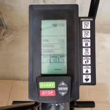 Consola y ajustes de la Airbike Starfit X para entrenamiento por intervalos